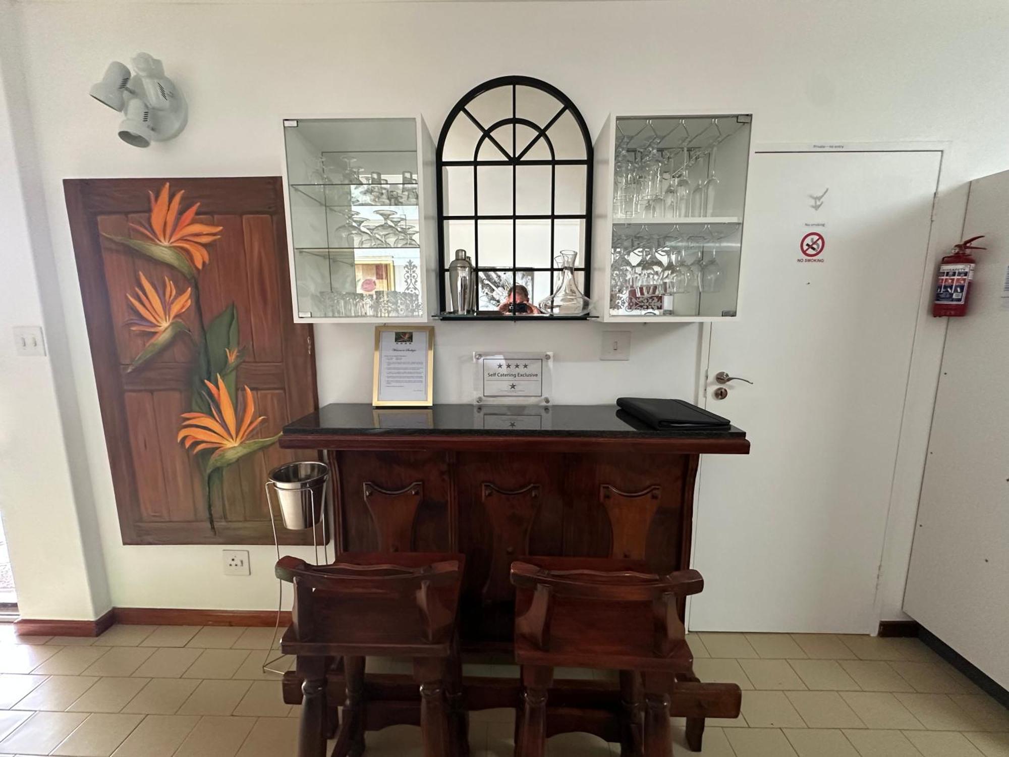 Strelitzia, Spacious With A Stunning View Le Cap